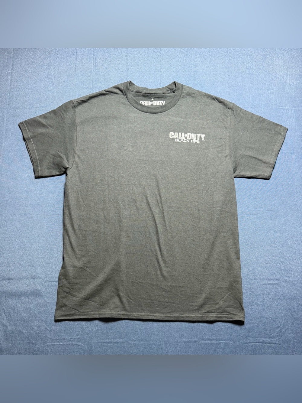 100% Cotton Size L NWOT Call Of Duty Black Ops Graphic T-Shirt